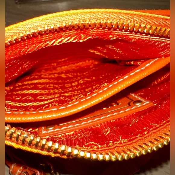 *SOLD* Prada Bandoliera Tessuto Oro Crossbody Bag W/ COA - Picture 11 of 17